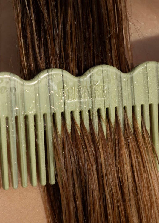 Peignee Paris Sage Signature Comb