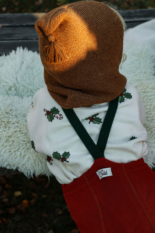 Silly Silas Maple Leaf w Dark Forest Green Footed Tights