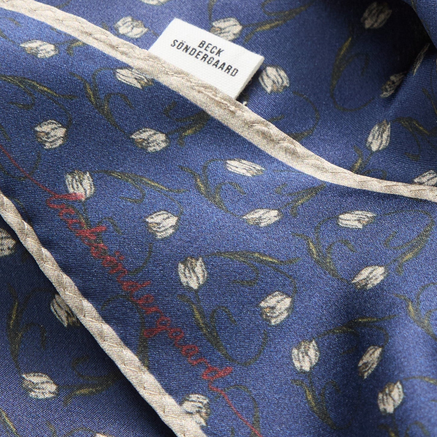 Becksöndergaard Hearta Tulip Diamond Silk Scarf