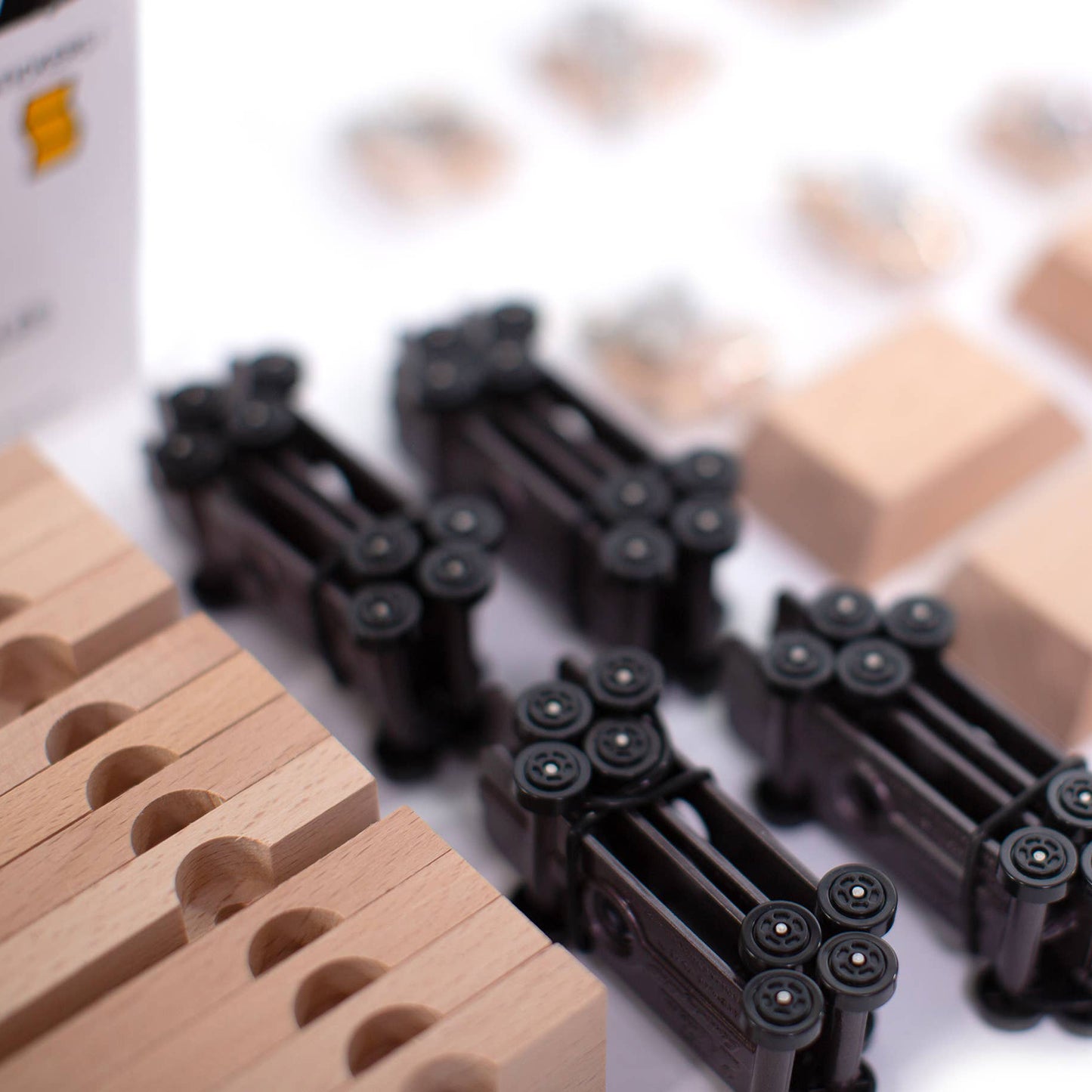 Candylab The Castor Set 12x - Build Your Own Wooden Diecast Toy Cars
