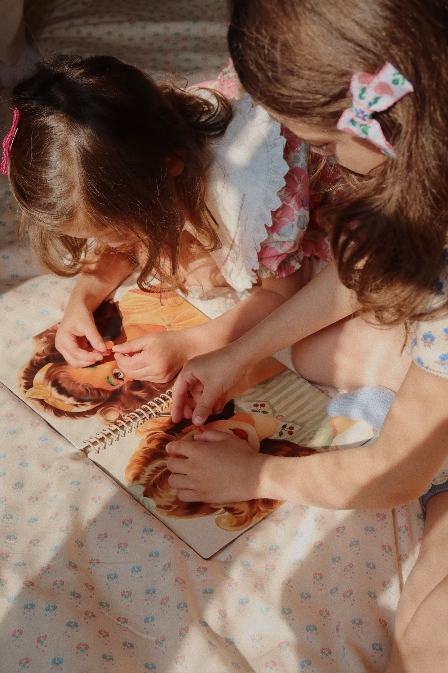 Konges Sløjd Glam Me Up Sticker Book