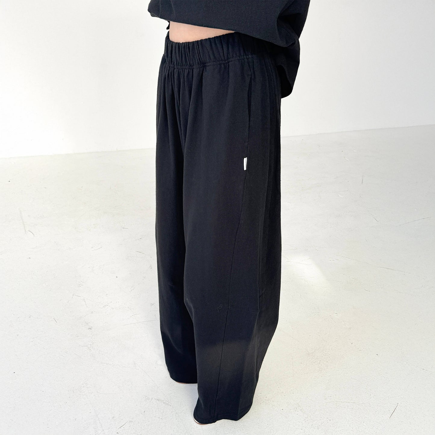 Le Bon Shoppe Black Bare Pants