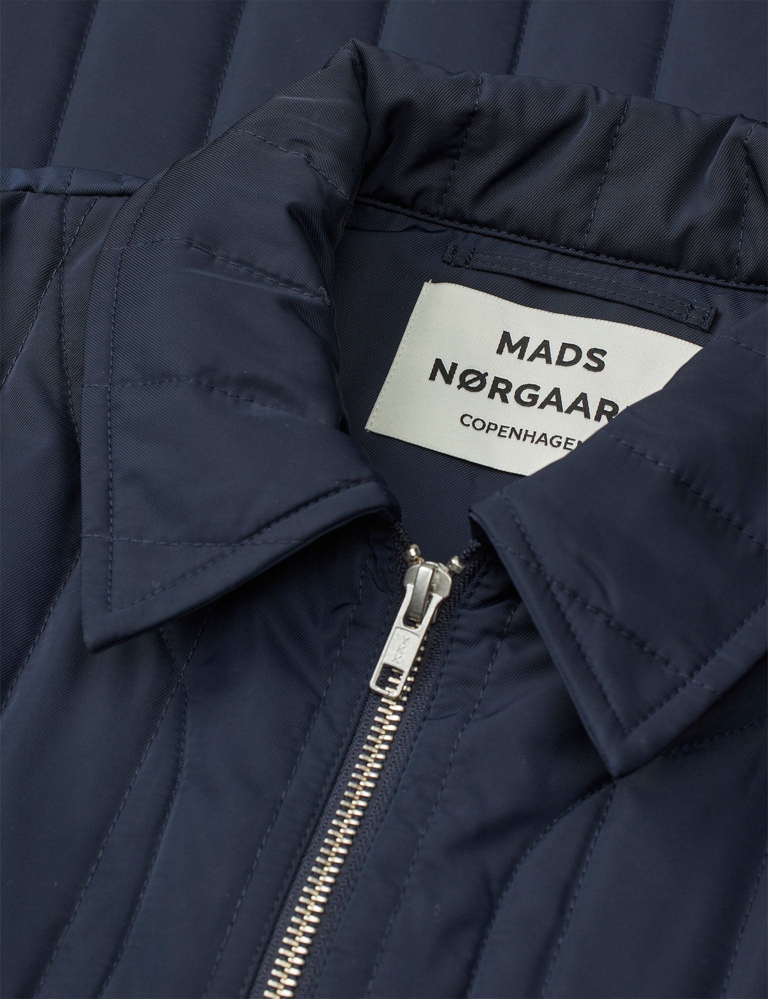 julius COTTON/NYLON TWILL プリズムカイトジャケット 2 Mads Nørgaard Sky Captain Poly Twill Flora Jacket – Cissy Wears