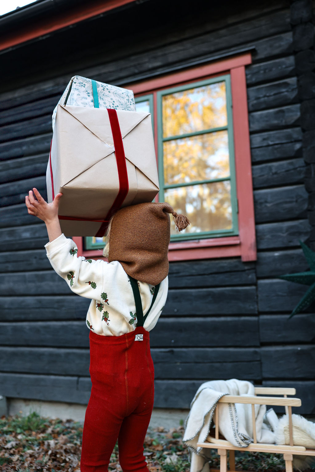 Silly Silas Maple Leaf w Dark Forest Green Footless Tights