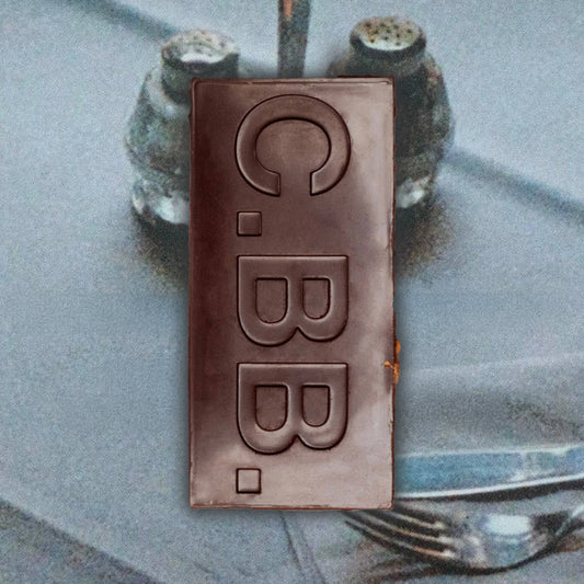 Casa Bosques Crunchy Peanuts & Vanilla Creme 74% Chocolate Bar