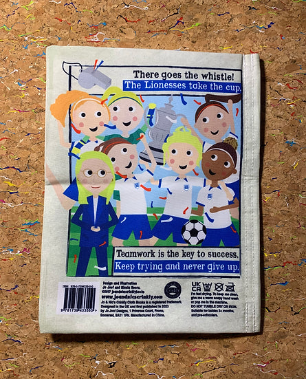 Lionesses Crinkly Newspaper Cloth Book