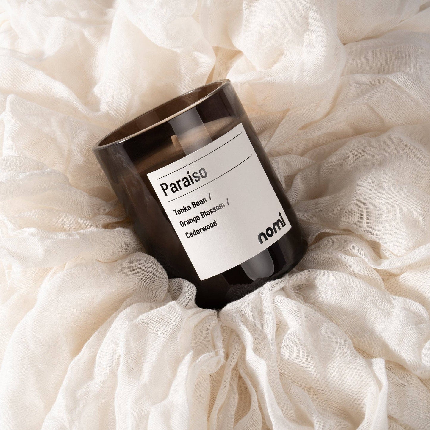 Paraíso Scented Candle