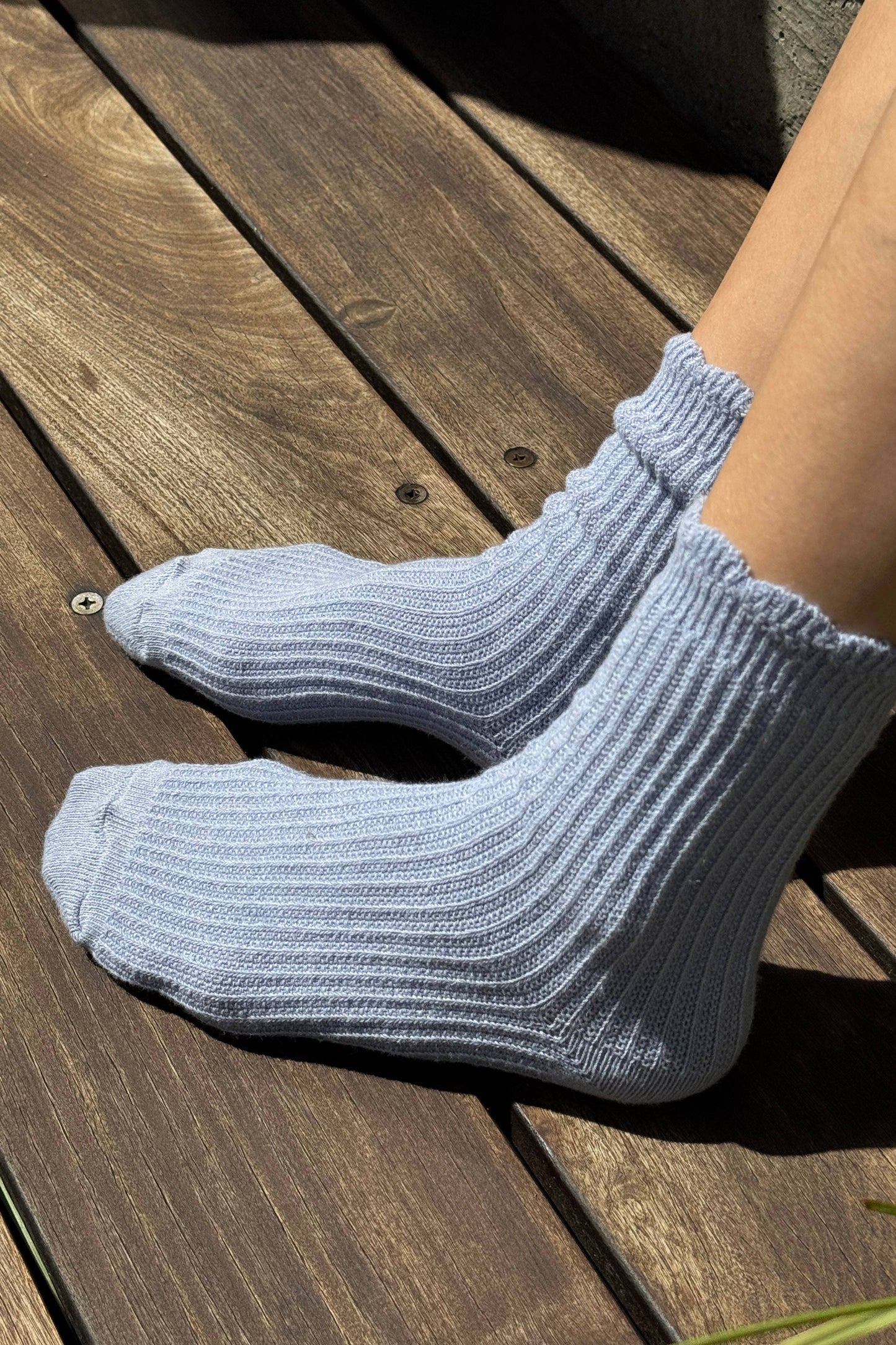 Le Bon Shoppe Pale Blue Linen Scallop Socks