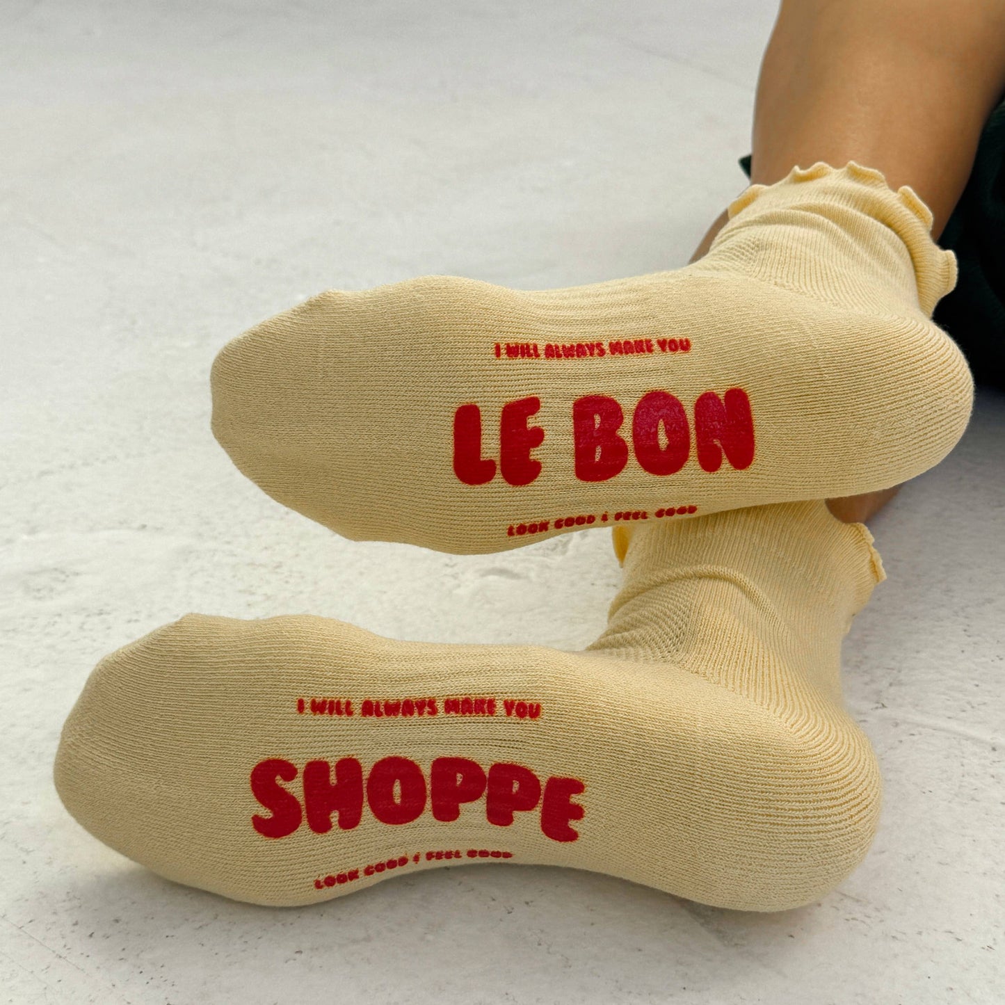 Le Bon Shoppe Banana Cream / Red Ruffled Hugger Crew Socks