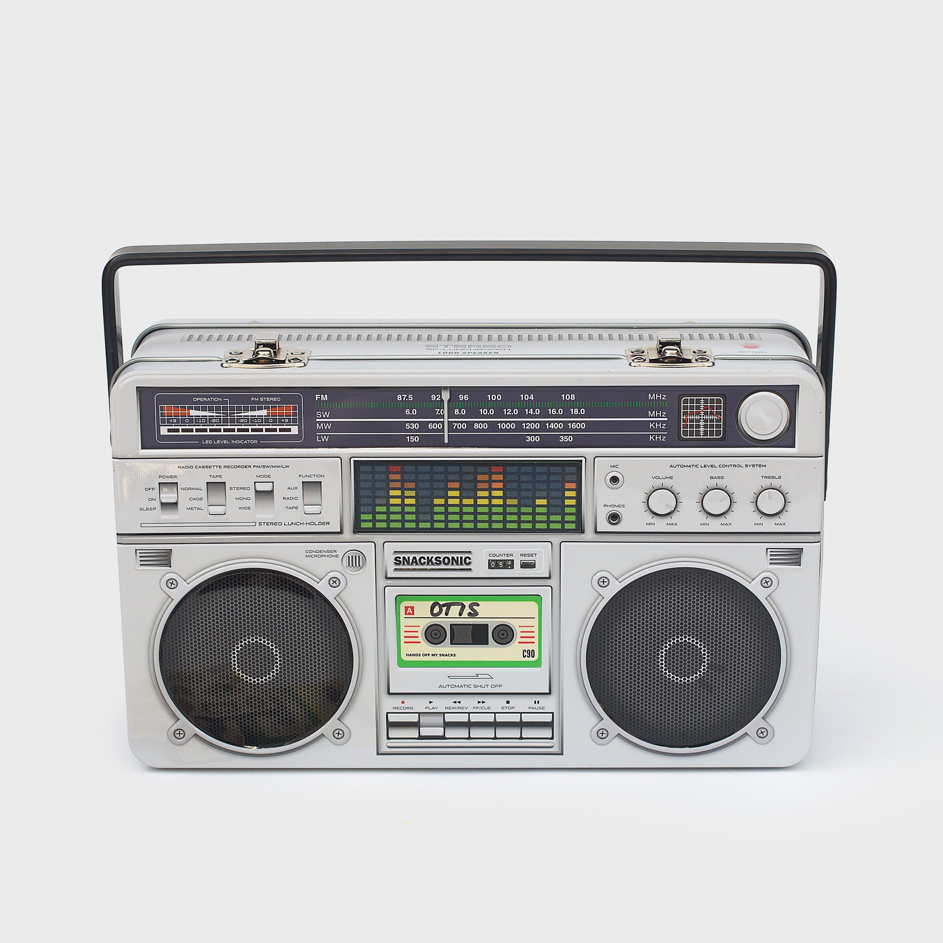 Boombox Lunch Box – retro ghetto blaster-inspired tin lunch box with an animated lenticular graphic equalizer, embossed details, and a realistic carry handle. Includes stickers for personalisation. Perfect for carrying snacks and lunches in style, suitable for both kids and adults.