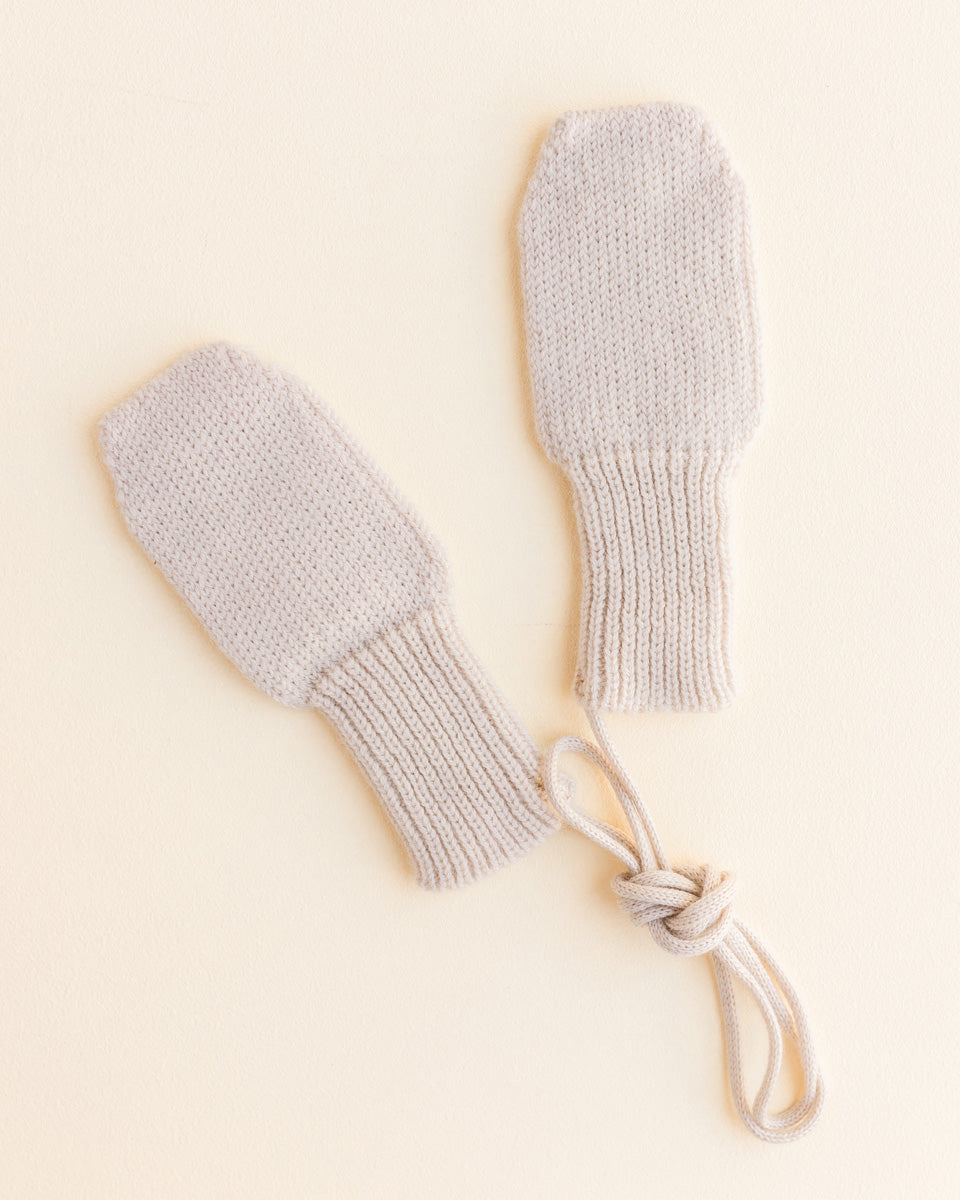 Cream Fiza Mittens