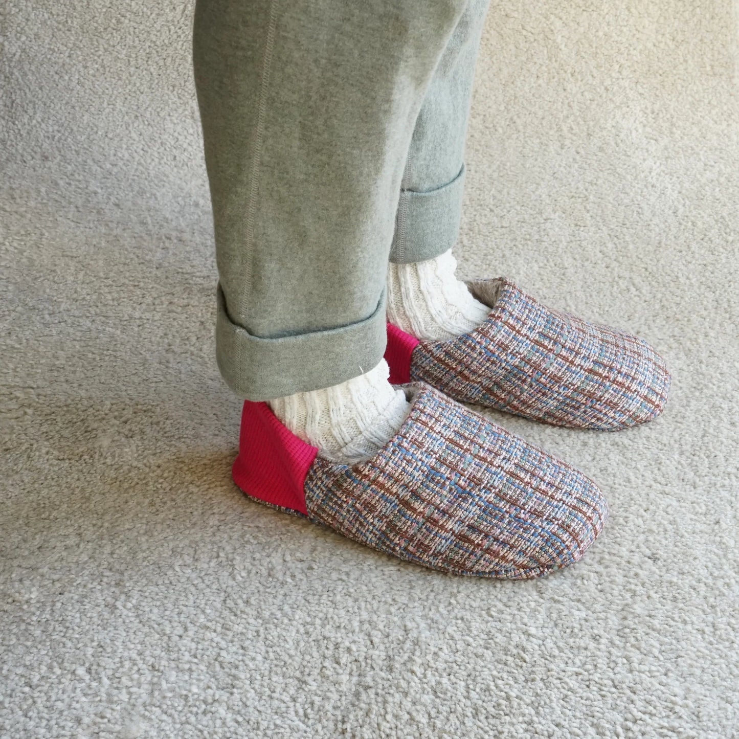 Merippa Slab Butcher Tweed × Herringbone Pink Room Shoes