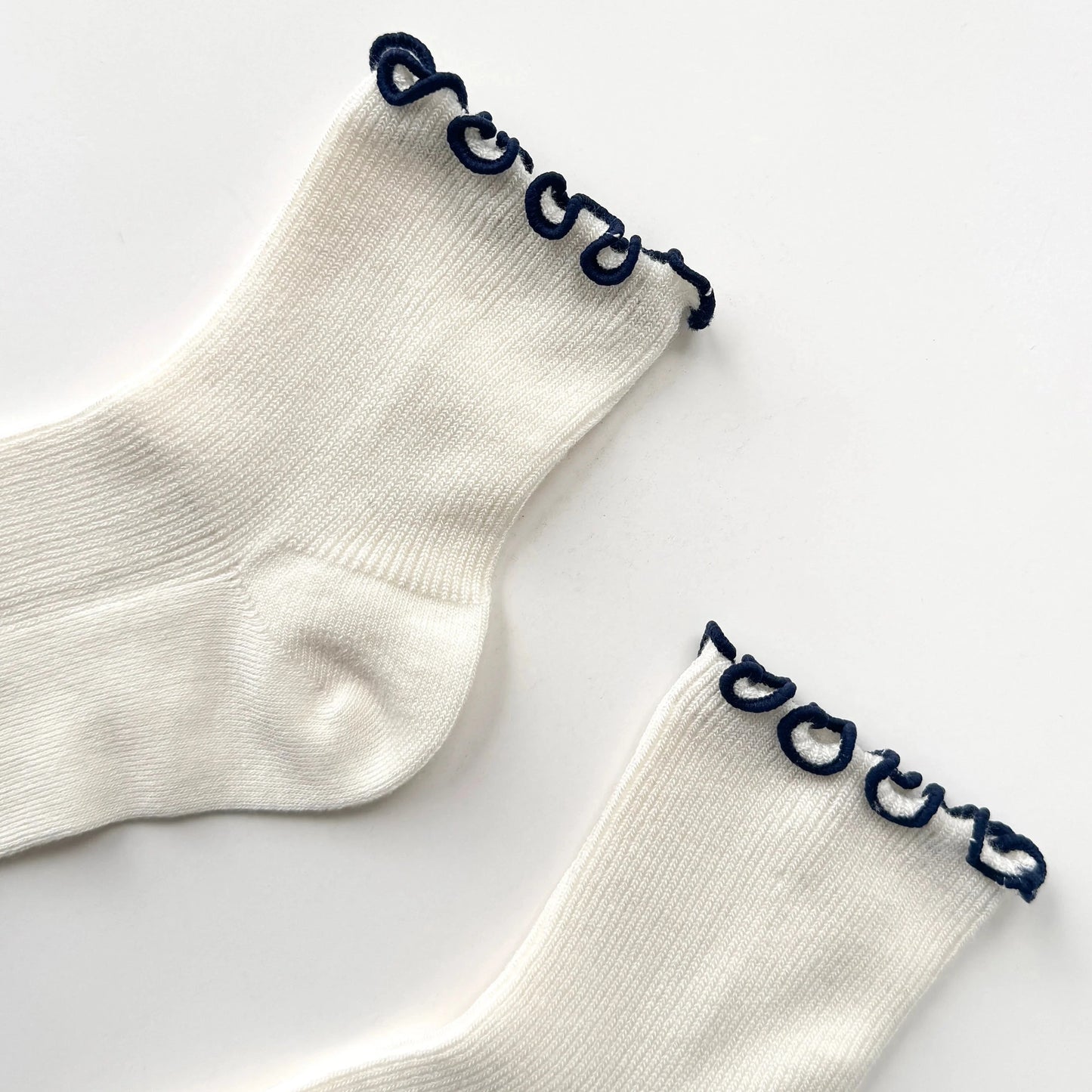 Le Bon Shoppe Soft White/Navy Petite Ruffled Modal Socks