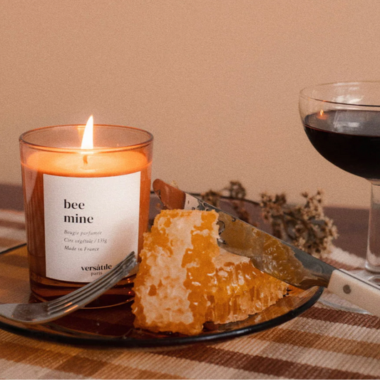 Versatile Paris Bee Mine Candle