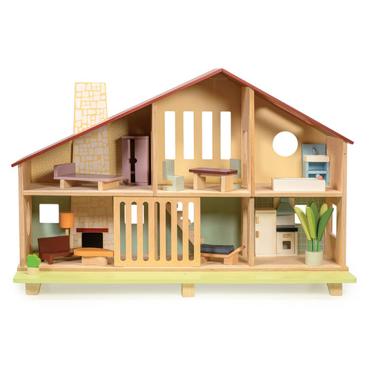 Cedar Chalet with Furniture