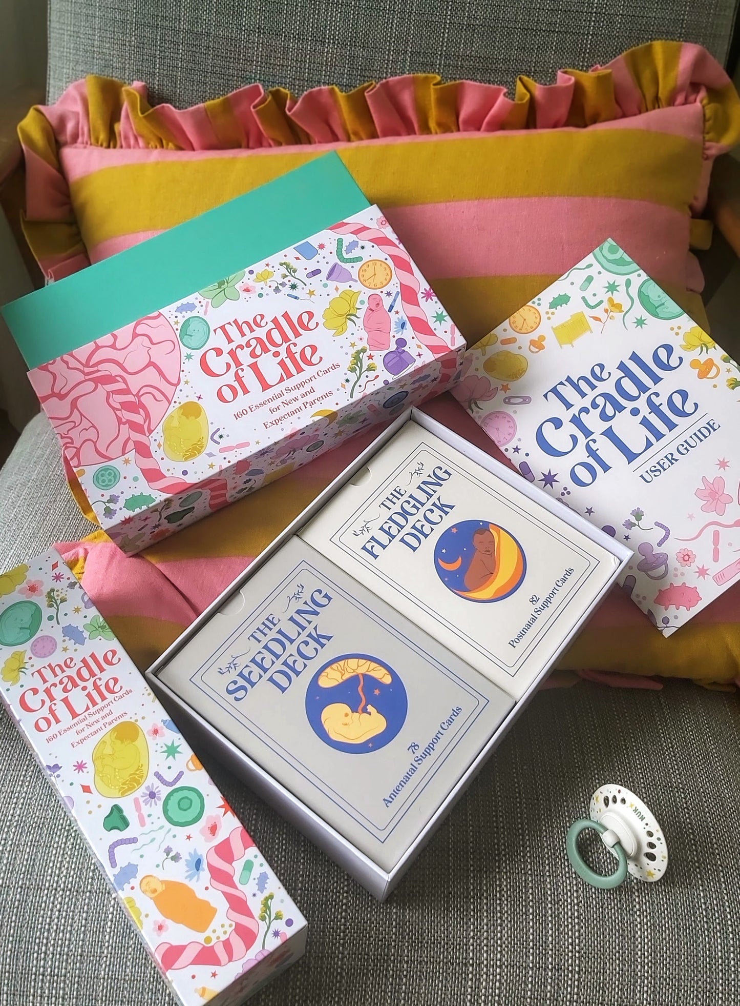 The Cradle Of Life - 160 Essential Support Cards For New And Expectant Parents