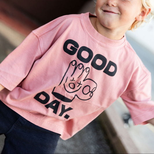Dinky Circus Good Day Tee