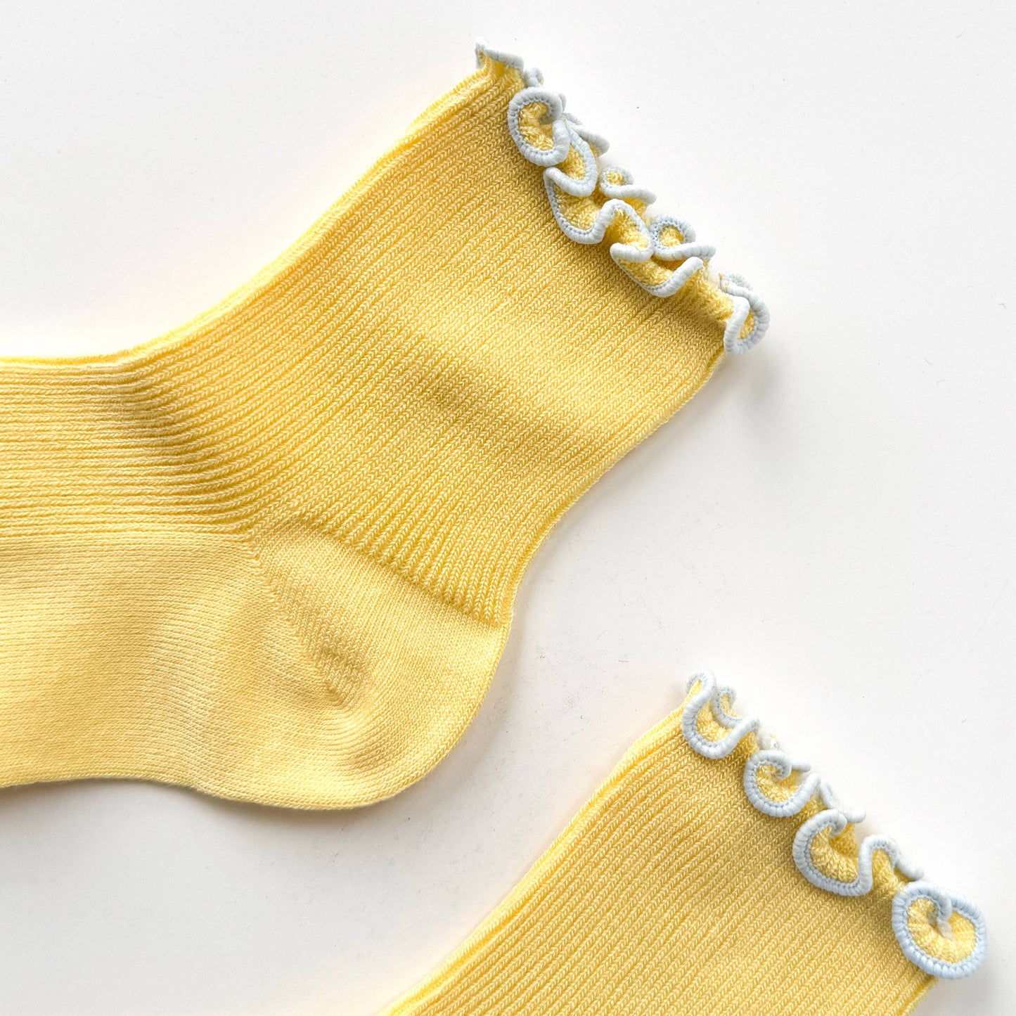 Le Bon Shoppe Butter/Baby Blue Petite Ruffled Modal Socks