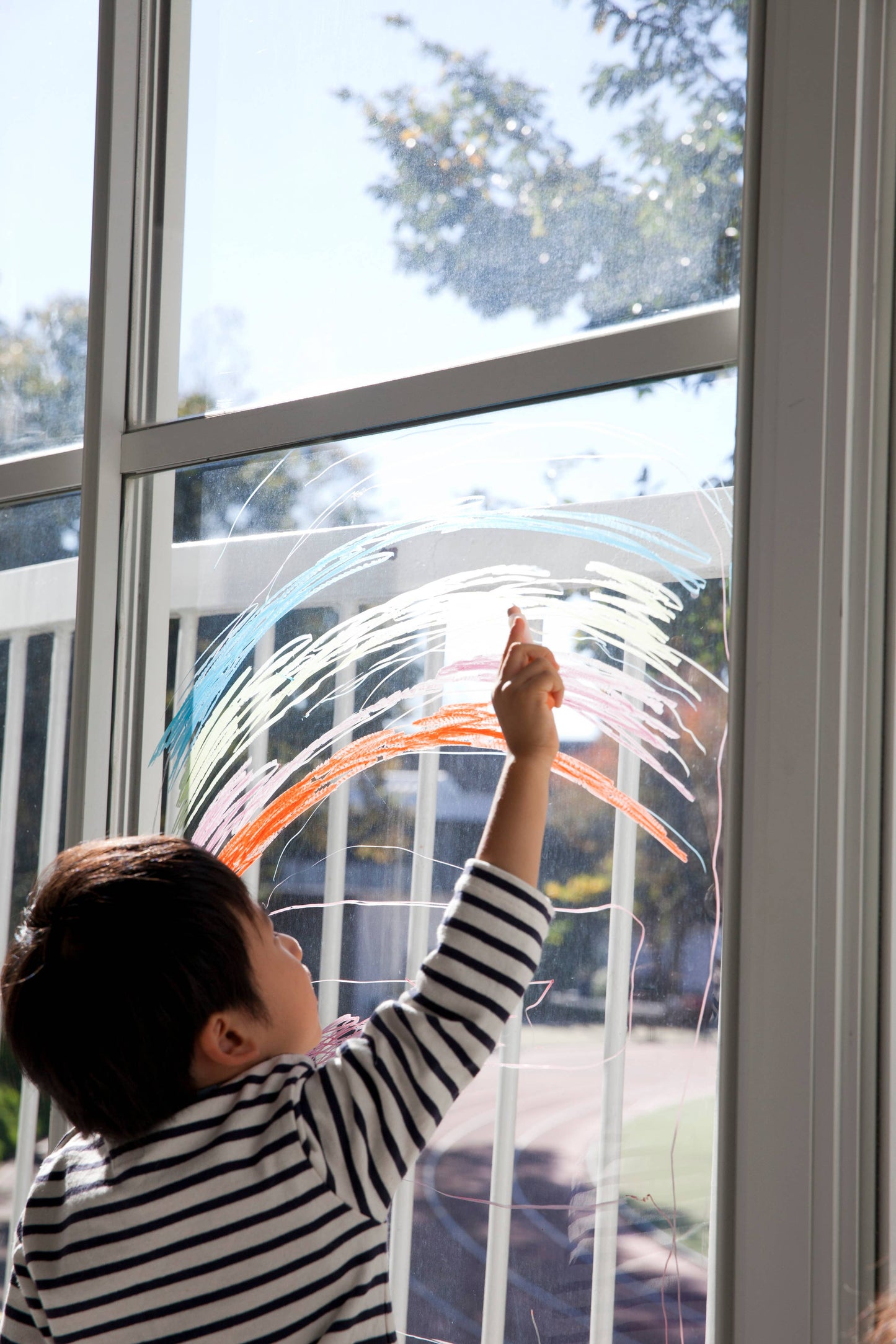 Kitpas Rice Bran Wax Crayons 16 Colours