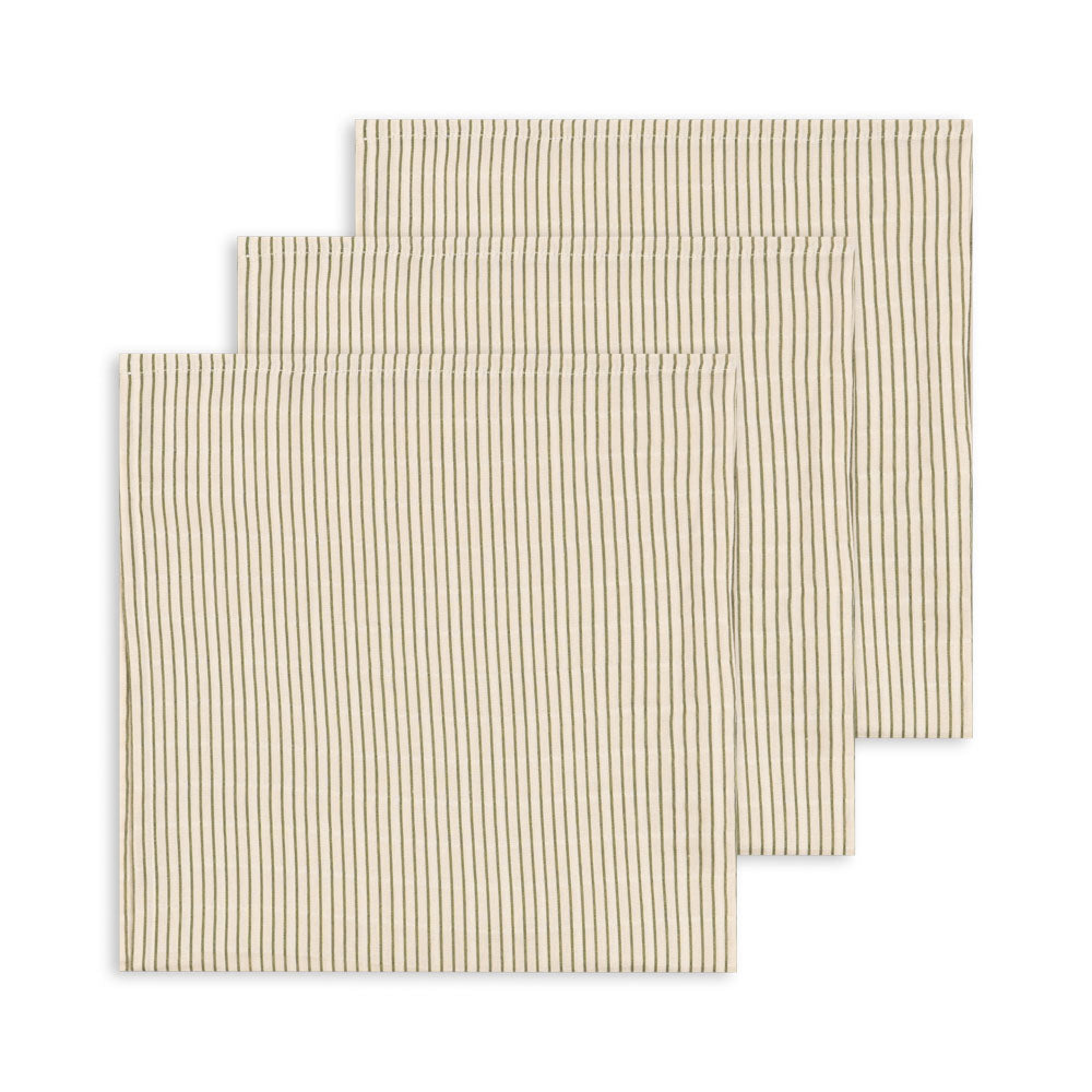 A set of three Konges Sløjd muslin cloths in a classic tea stripe pattern. The soft, cream-coloured fabric is adorned with thin, evenly spaced olive-green stripes, creating a timeless and understated look. Made from breathable muslin material, these versatile cloths are ideal for daily baby care, feeding, and comforting.