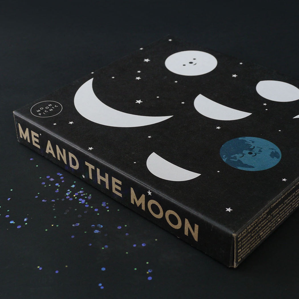 Moon Picnic Me & The Moon - Moon Phase Calendar